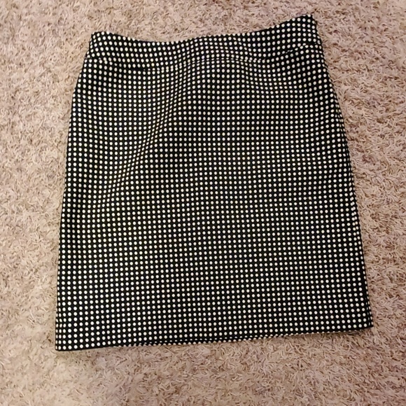 Ann Taylor Dresses & Skirts - Ann Taylor Petites Pencil Skirt Ann Taylor Dresses & Skirts - Ann Taylor Petites Pencil Skirt